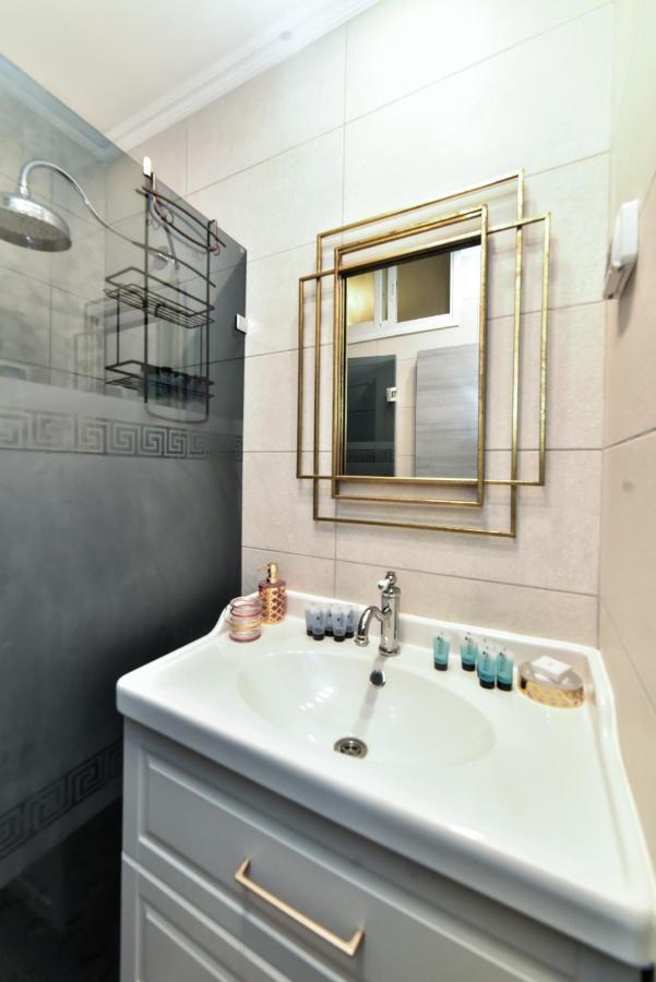 Sokolov Vacation Boutique Apartments By The Sea In Nahariya Eksteriør billede
