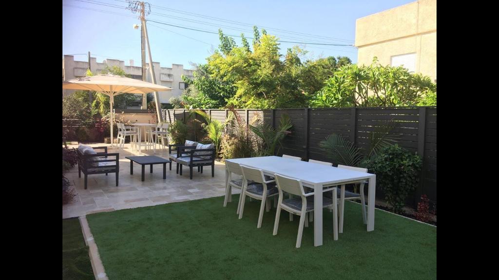Sokolov Vacation Boutique Apartments By The Sea In Nahariya Eksteriør billede
